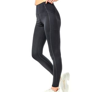 Girlfriend Collective Size M Black with pockets